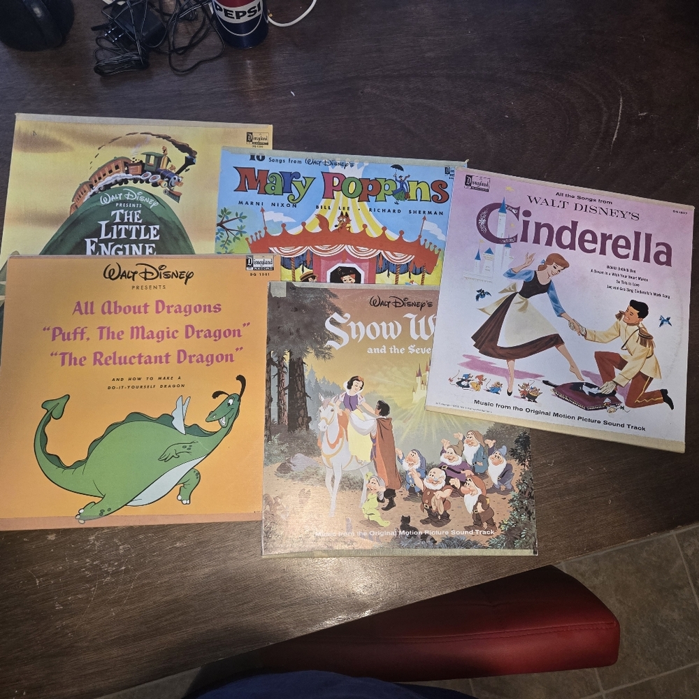 Vintage Disney Vinyl Collection Lot Snow White Cinderalla